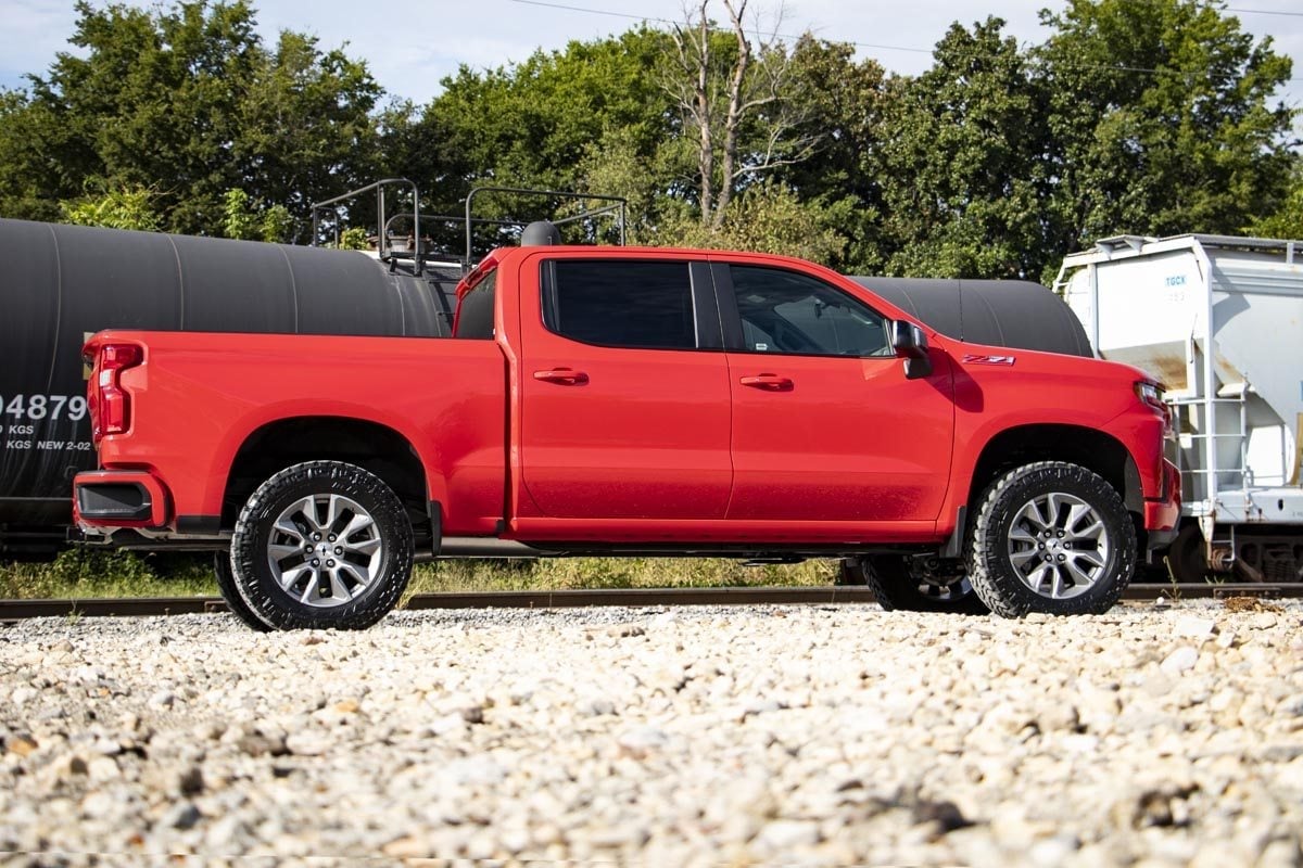Chevrolet Silverado 1500 Suspension Lift Kit - Rear - Rough Country - M1, Rear Mono Leaf - '22-'24
